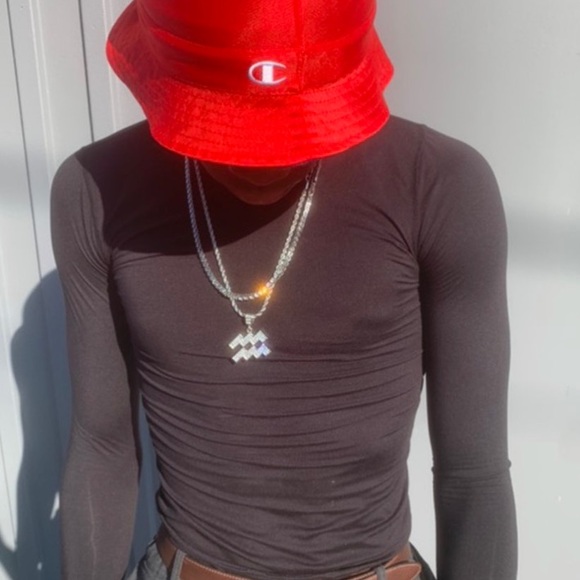 REVERSIBLE CHAMPION BUCKEY HAT - Picture 2 of 4